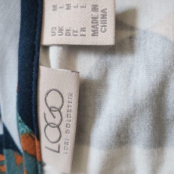 NWOT LOGO Patterned Tunic. Sz. M - Picture 2 of 5